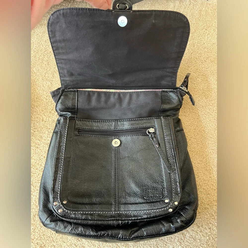 The Sak Ventura Convertible Black Pebbled Leather Backpack Crossbody Shoulder Ba